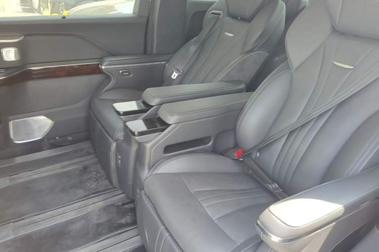 Used Hongqi HQ9 2023 2.0T Smart Connect Flagship Edition Left Rear Seat