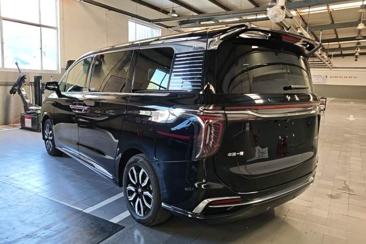 Used Hongqi HQ9 2023 2.0T Smart Connect Flagship Edition Rear Left 45 Deg