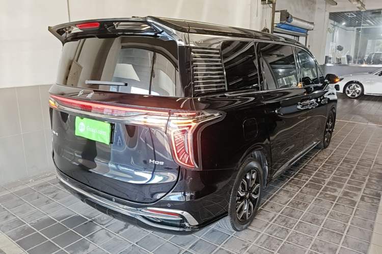Used Hongqi HQ9 2023 2.0T Smart Connect Flagship Edition Rear Right 45 Deg