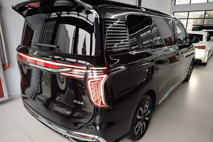 Used Hongqi HQ9 2023 2.0T Smart Connect Flagship Edition Rear Right 45 Deg