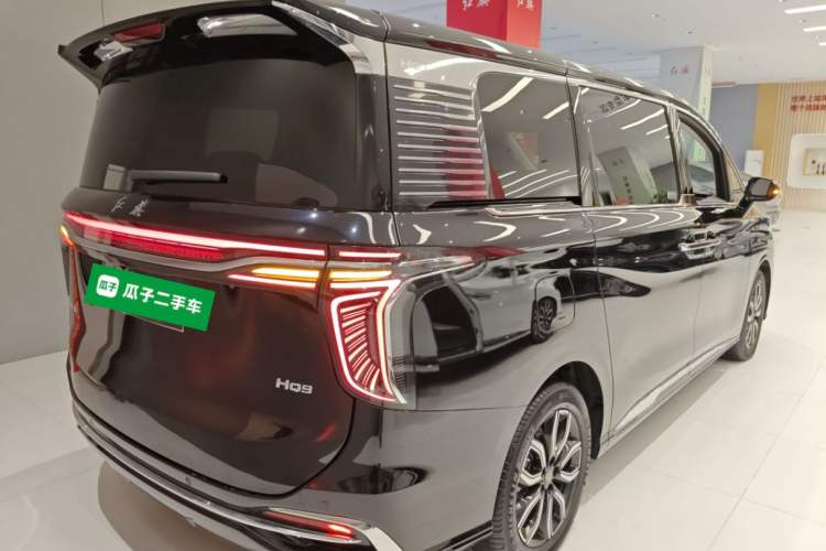 Used Hongqi HQ9 2023 2.0T Smart Connect Flagship Edition Rear Right 45 Deg