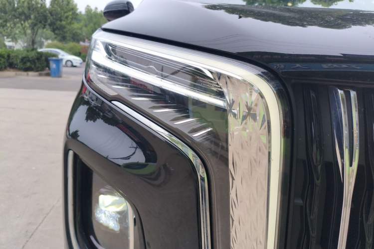 Used Hongqi HQ9 2023 2.0T Smart Connect Flagship Edition Right Front Headlight