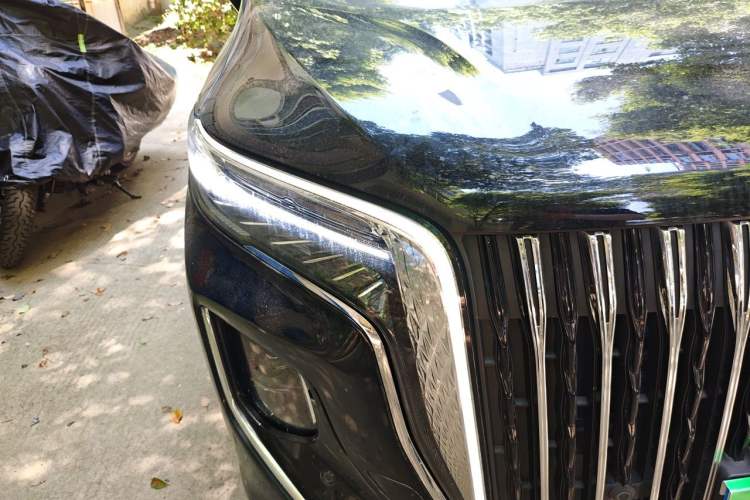 Used Hongqi HQ9 2023 2.0T Smart Connect Flagship Edition Right Front Headlight