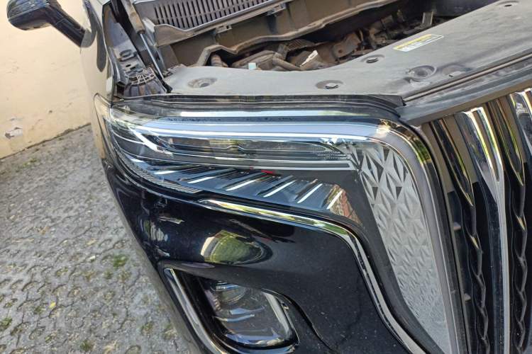 Used Hongqi HQ9 2023 2.0T Smart Connect Flagship Edition Right Front Headlight