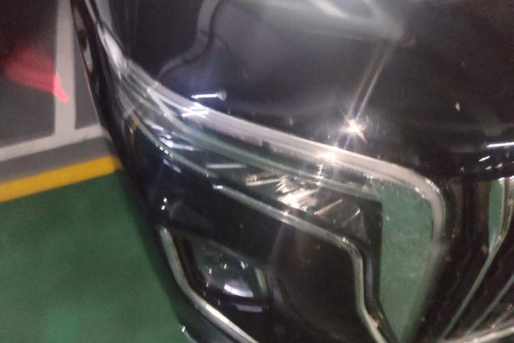 Used Hongqi HQ9 2023 2.0T Smart Connect Flagship Edition Right Front Headlight