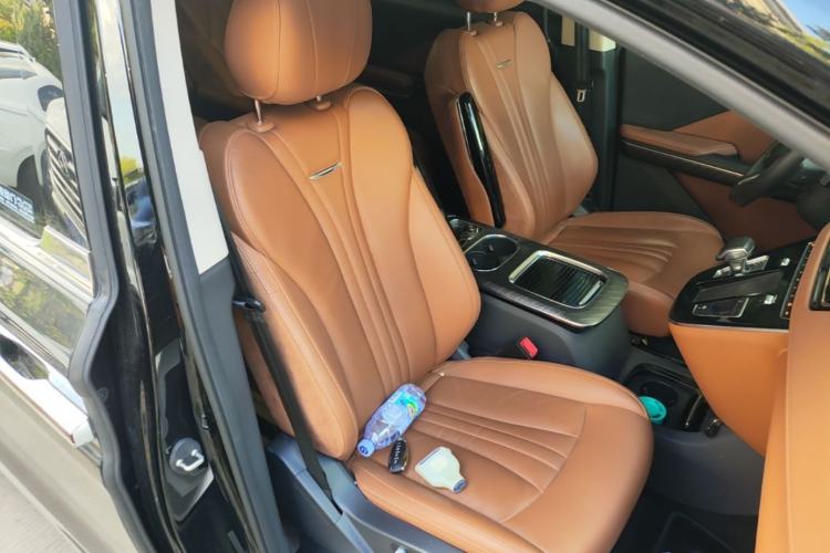 Used Hongqi HQ9 2023 2.0T Smart Connect Flagship Edition Right Front Seat