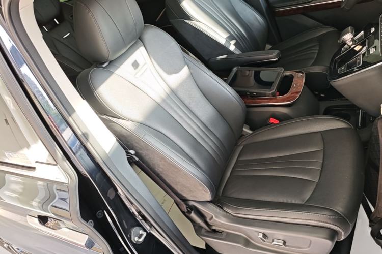 Used Hongqi HQ9 2023 2.0T Smart Connect Flagship Edition Right Front Seat