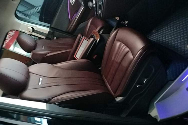 Used Hongqi HQ9 2023 2.0T Smart Connect Flagship Edition Right Front Seat