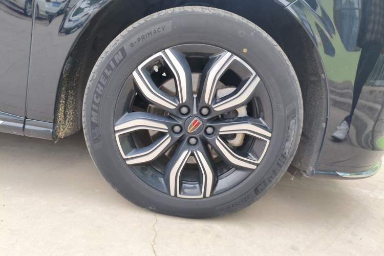Used Hongqi HQ9 2023 2.0T Smart Connect Flagship Edition Right Front Wheel Hub