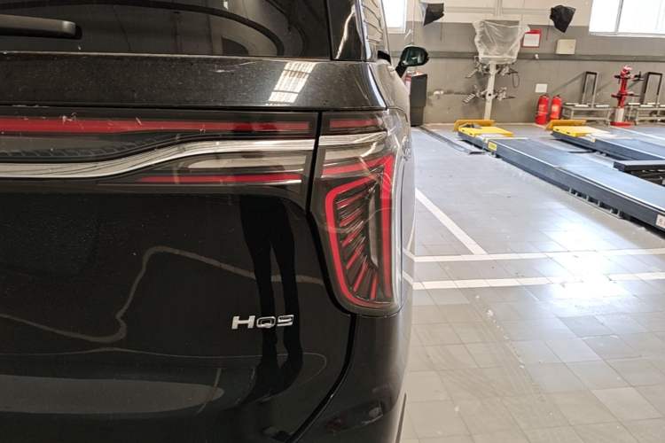 Used Hongqi HQ9 2023 2.0T Smart Connect Flagship Edition Right Rear Taillight