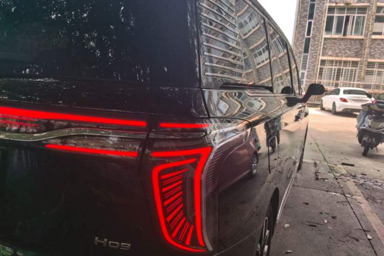 Used Hongqi HQ9 2023 2.0T Smart Connect Flagship Edition Right Rear Taillight