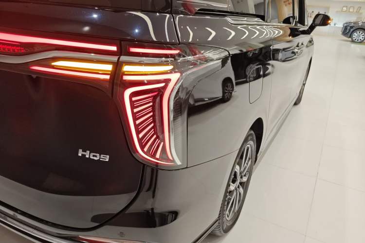 Used Hongqi HQ9 2023 2.0T Smart Connect Flagship Edition Right Rear Taillight