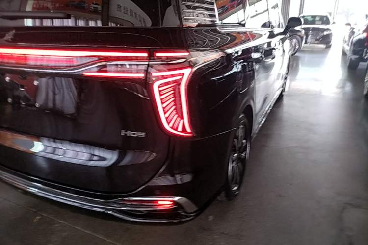 Used Hongqi HQ9 2023 2.0T Smart Connect Flagship Edition Right Rear Taillight
