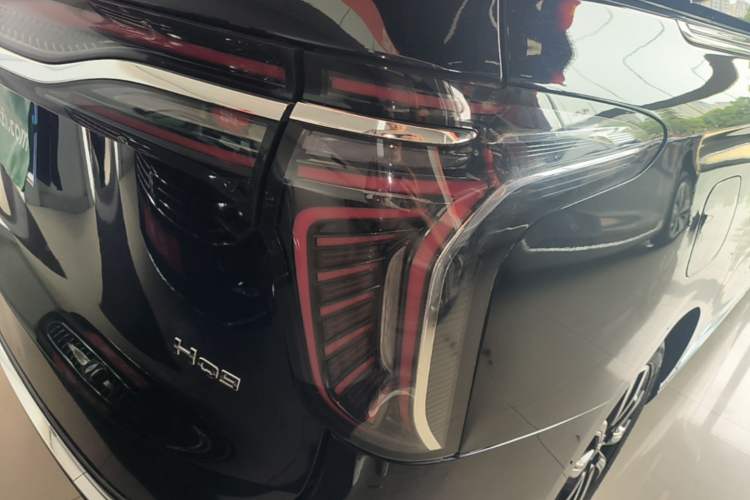 Used Hongqi HQ9 2023 2.0T Smart Connect Flagship Edition Right Rear Taillight