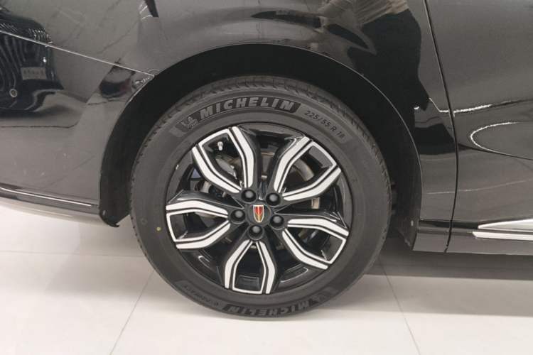 Used Hongqi HQ9 2023 2.0T Smart Connect Flagship Edition Right Rear Wheel Hub