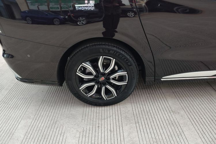 Used Hongqi HQ9 2023 2.0T Smart Connect Flagship Edition Right Rear Wheel Hub