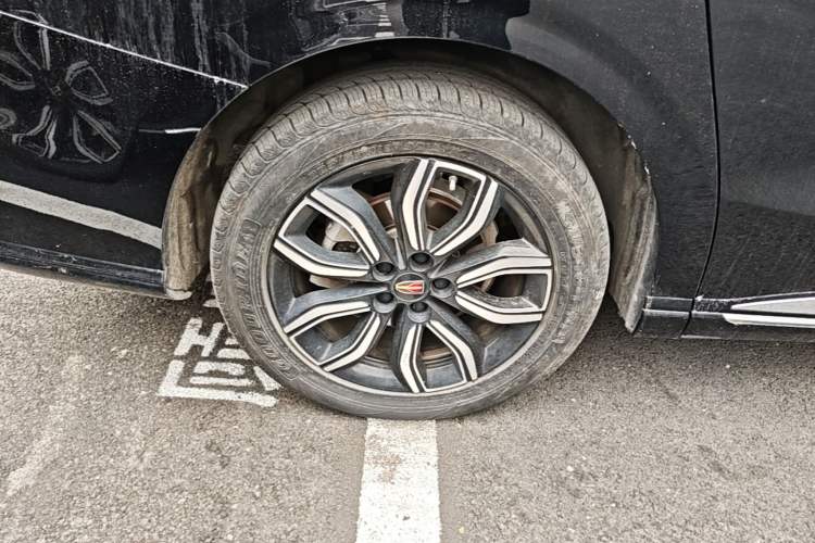 Used Hongqi HQ9 2023 2.0T Smart Connect Flagship Edition Right Rear Wheel Hub