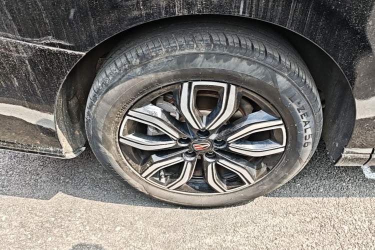 Used Hongqi HQ9 2023 2.0T Smart Connect Flagship Edition Right Rear Wheel Hub