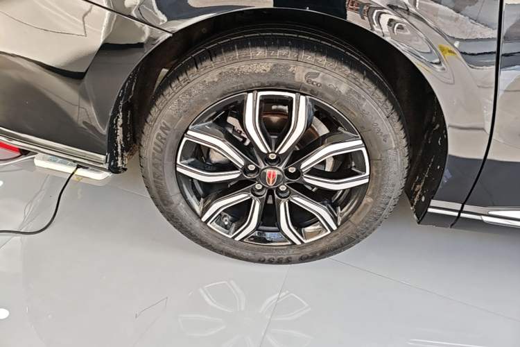 Used Hongqi HQ9 2023 2.0T Smart Connect Flagship Edition Right Rear Wheel Hub