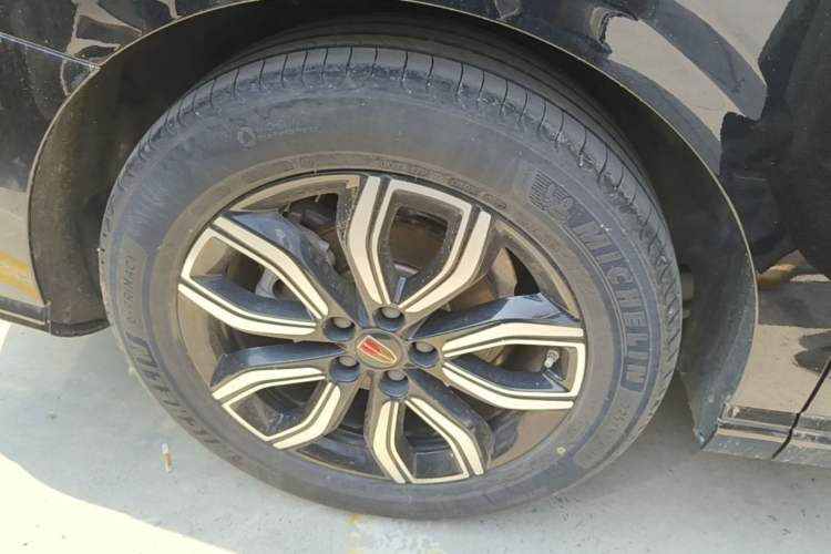 Used Hongqi HQ9 2023 2.0T Smart Connect Flagship Edition Right Rear Wheel Hub