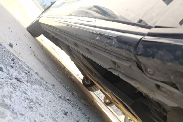Used Hongqi HQ9 2023 2.0T Smart Connect Flagship Edition Right Side Sill