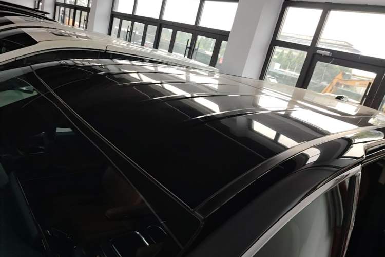 Used Hongqi HQ9 2023 2.0T Smart Connect Flagship Edition Roof