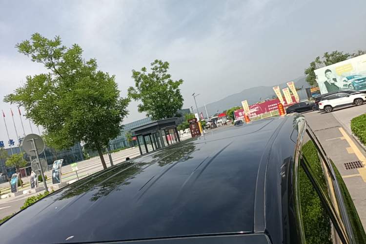 Used Hongqi HQ9 2023 2.0T Smart Connect Flagship Edition Roof