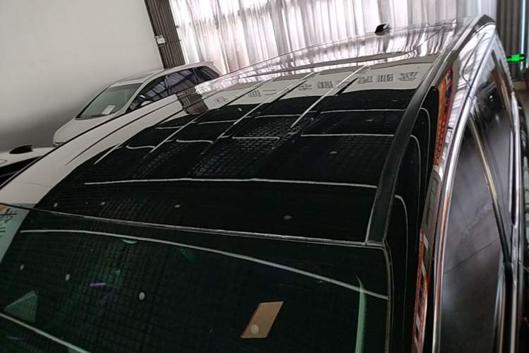 Used Hongqi HQ9 2023 2.0T Smart Connect Flagship Edition Roof
