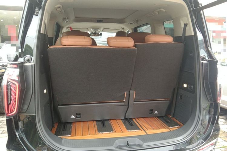 Used Hongqi HQ9 2023 2.0T Smart Connect Flagship Edition Trunk