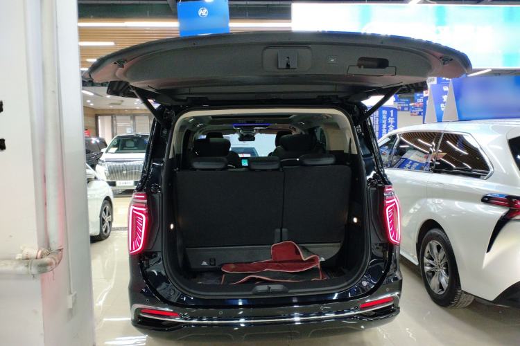 Used Hongqi HQ9 2023 2.0T Smart Connect Flagship Edition Trunk
