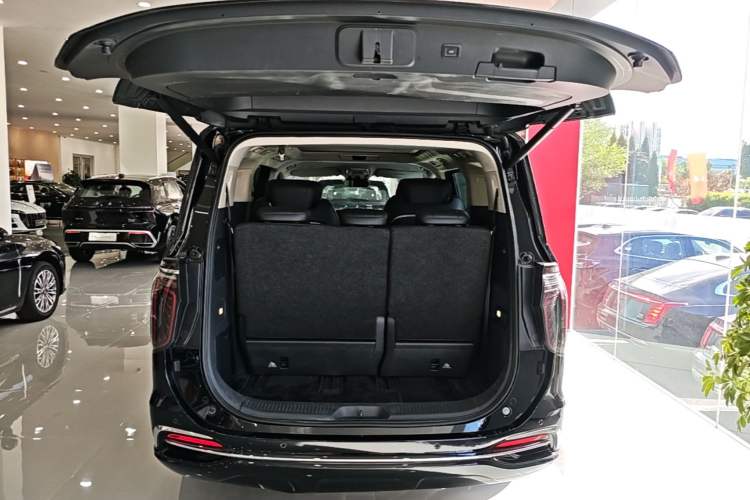 Used Hongqi HQ9 2023 2.0T Smart Connect Flagship Edition Trunk