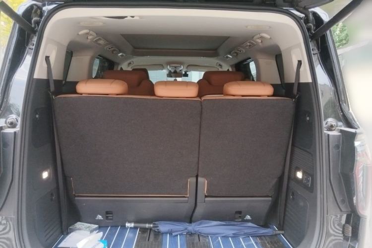 Used Hongqi HQ9 2023 2.0T Smart Connect Flagship Edition Trunk