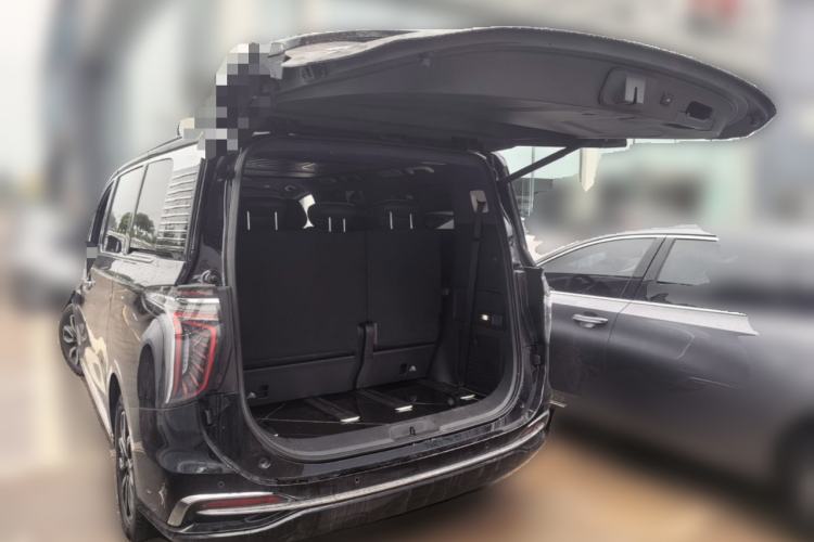 Used Hongqi HQ9 2023 2.0T Smart Connect Flagship Edition Trunk