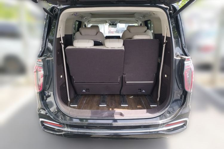 Used Hongqi HQ9 2023 2.0T Smart Connect Flagship Edition Trunk