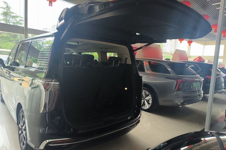 Used Hongqi HQ9 2023 2.0T Smart Connect Flagship Edition Trunk