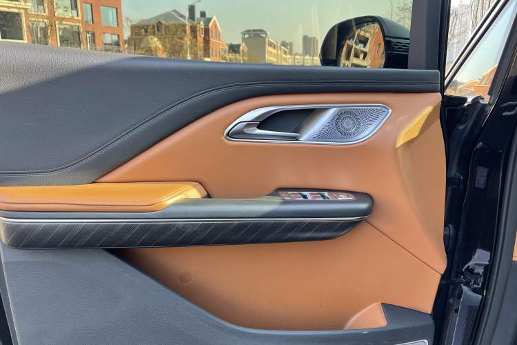 Used Hongqi HQ9 2023 2.0T Smart Connect Flagship Edition Interior 7