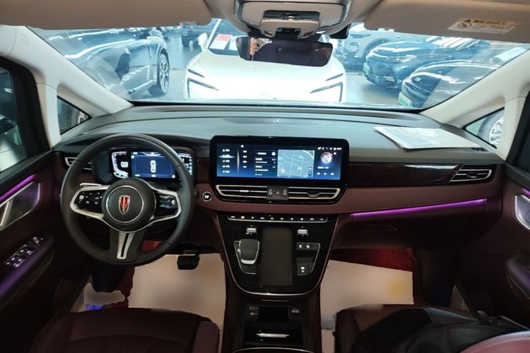 Used Hongqi HQ9 2023 2.0T Smart Connect Flagship Edition Center Console