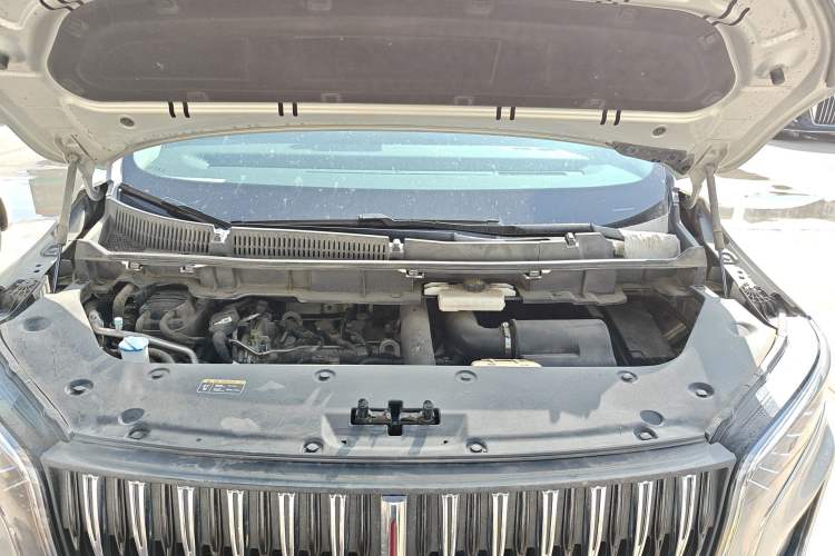 Used Hongqi HQ9 2023 2.0T Smart Connect Flagship Edition Engine Bay