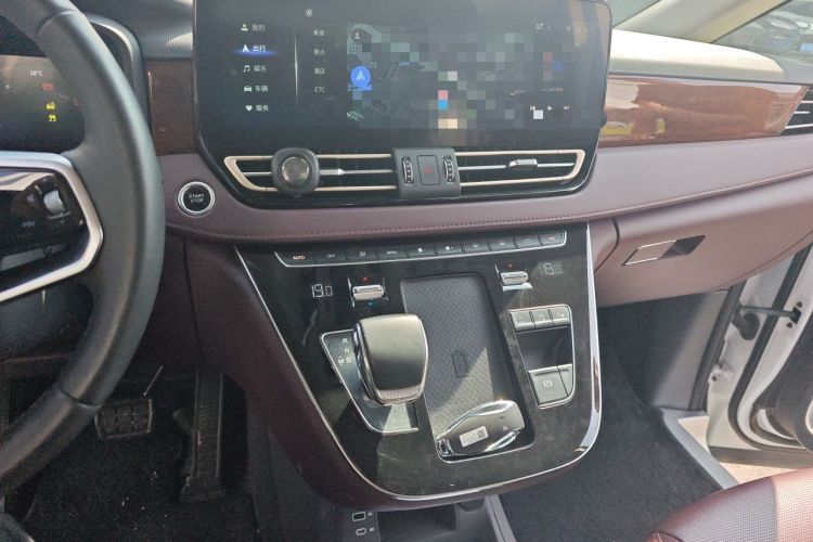 Used Hongqi HQ9 2023 2.0T Smart Connect Flagship Edition Audio And AC Panel