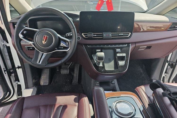 Used Hongqi HQ9 2023 2.0T Smart Connect Flagship Edition Center Console