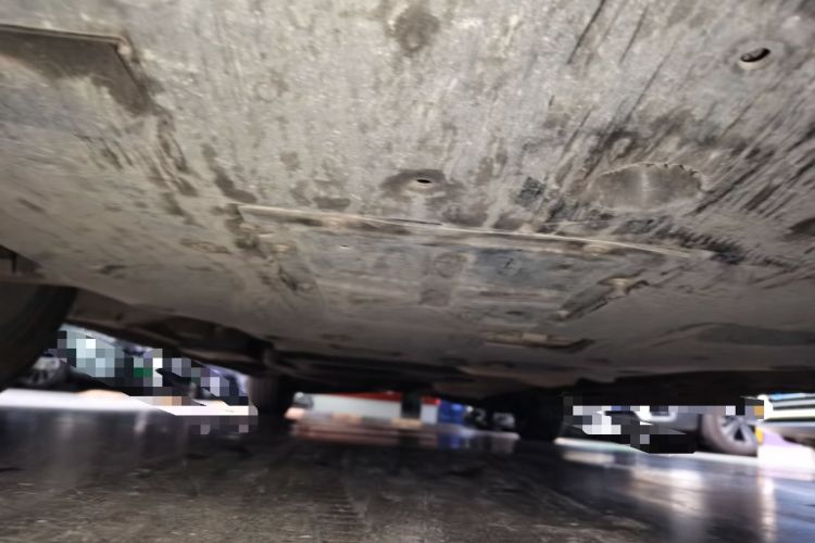 Used Hongqi HQ9 2023 2.0T Smart Connect Flagship Edition Chassis Front