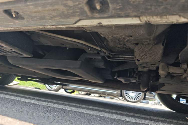 Used Hongqi HQ9 2023 2.0T Smart Connect Flagship Edition Chassis Front Right