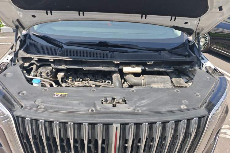 Used Hongqi HQ9 2023 2.0T Smart Connect Flagship Edition Engine Bay