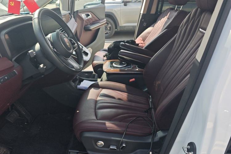 Used Hongqi HQ9 2023 2.0T Smart Connect Flagship Edition Left Front Seat