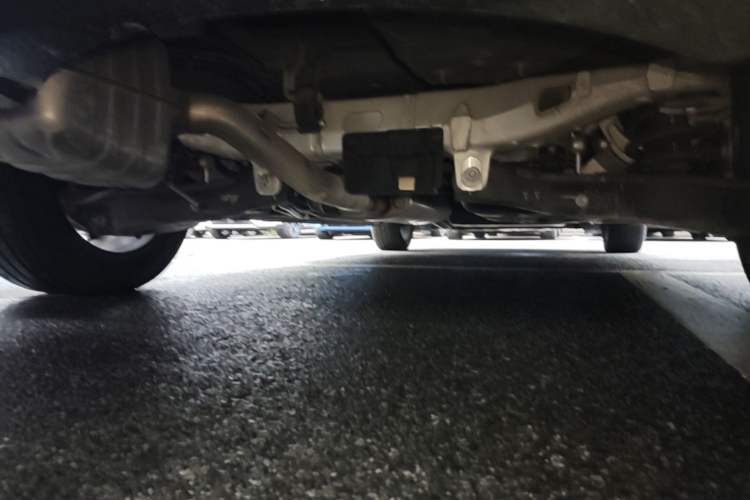 Used Hongqi HQ9 2023 2.0T Smart Connect Flagship Edition Chassis Rear
