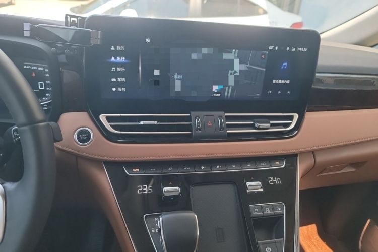 Used Hongqi HQ9 2023 2.0T Smart Connect Flagship Edition Audio And AC Panel