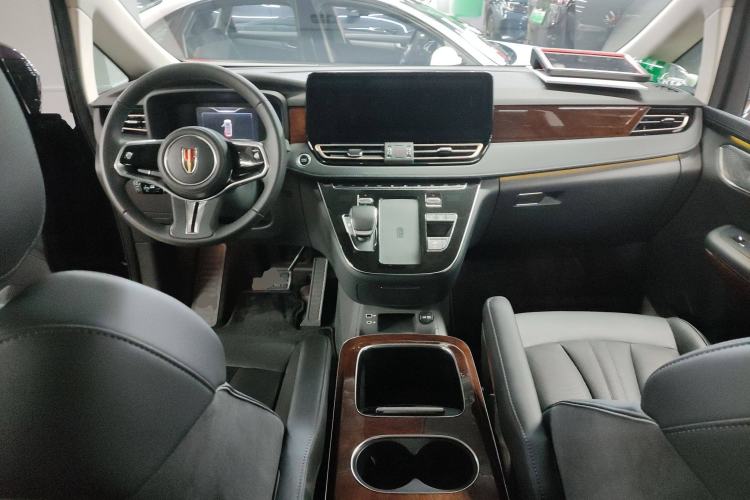 Used Hongqi HQ9 2023 2.0T Smart Connect Flagship Edition Center Console
