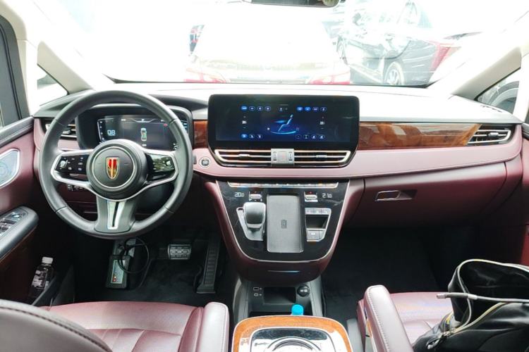Used Hongqi HQ9 2023 2.0T Smart Connect Flagship Edition Center Console
