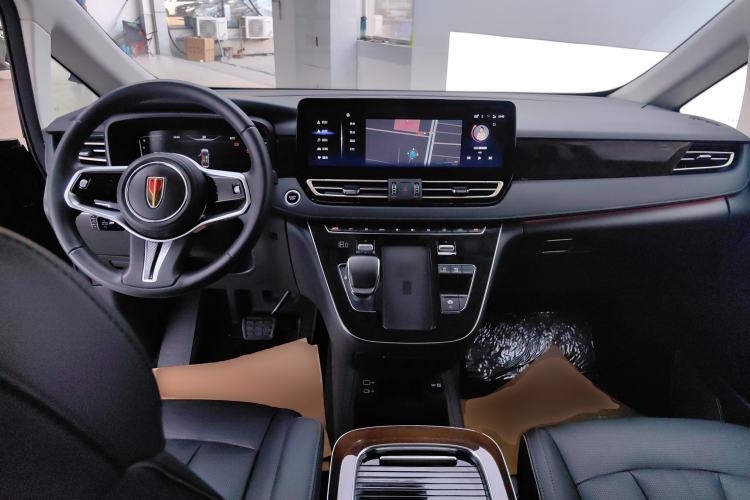 Used Hongqi HQ9 2023 2.0T Smart Connect Flagship Edition Center Console