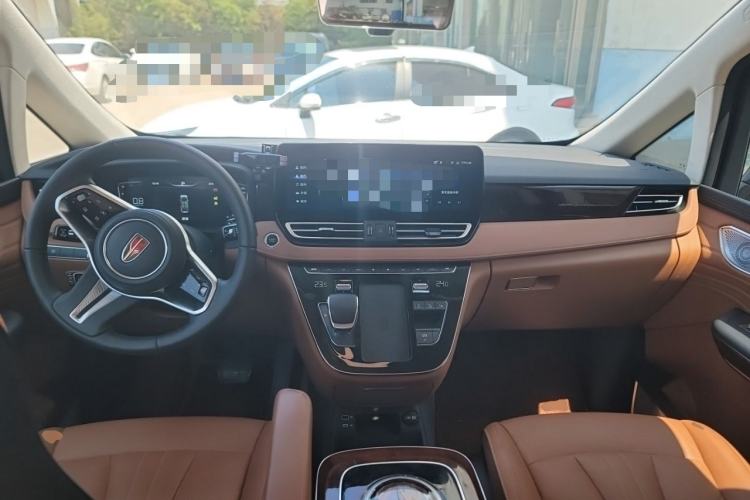 Used Hongqi HQ9 2023 2.0T Smart Connect Flagship Edition Center Console